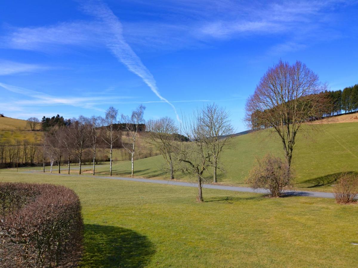 Modern Apartment in Sellinghausen with Terrace Schmallenberg Zimmer foto